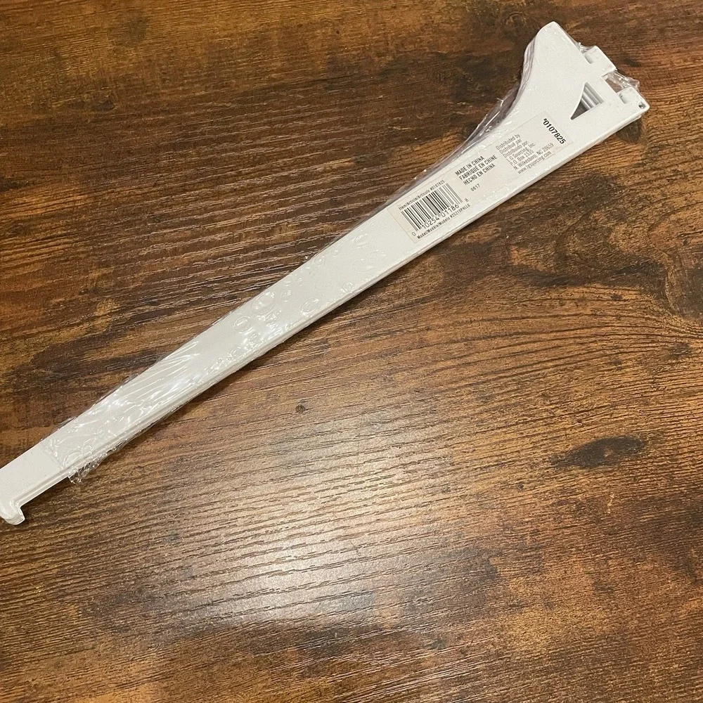 ✅(4) White Shelf Brackets 12.6